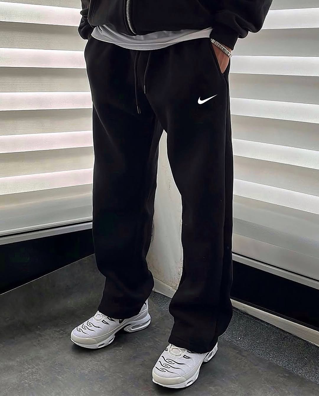 Nike Tik Regular Fit Eşofman Altı