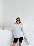 BinbirModa™ Kadın Gri Oversize Kapüşonlu Sweatshirt - Düşük Omuz Rahat Kesim Hoodie